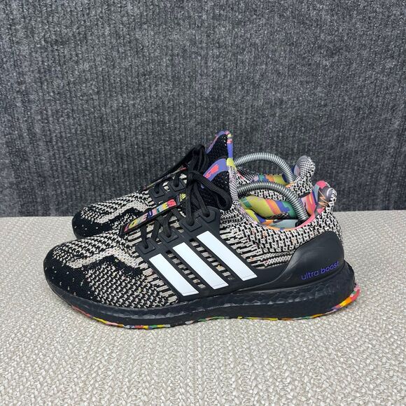 Adidas Ultraboost 5.0 DNA Kris Andrew Love Unites Pride Shoes Mens 9.5 GY4424 - Picture 3 of 8